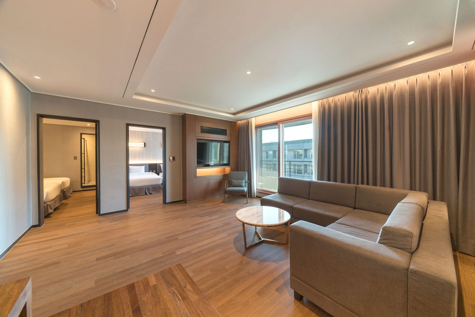 디그니티 호텔 로얄 스위트