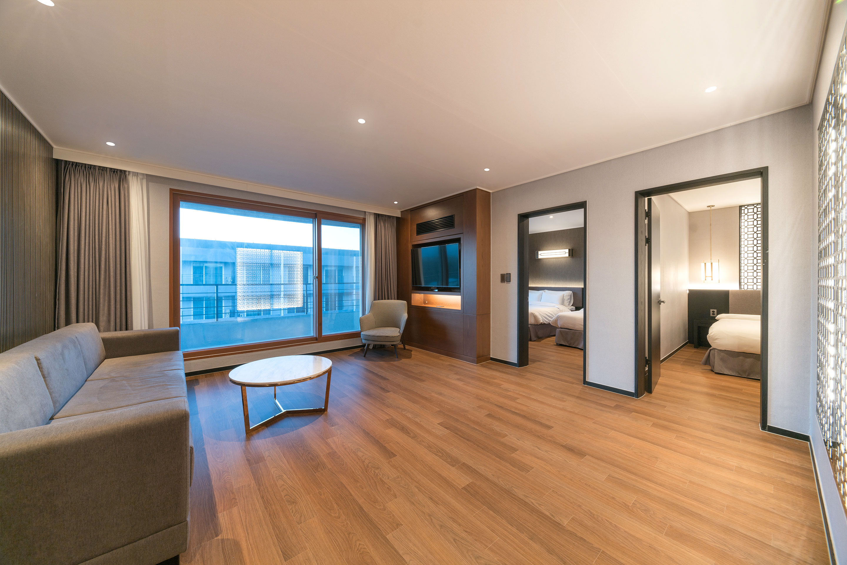 디그니티 호텔 프리미어 스위트